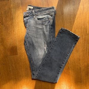 Distressed Jeans - Forever 21
